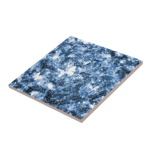 glanzende kleurige vlinders , gegraveerd op porsel tegeltje (Zijkant)