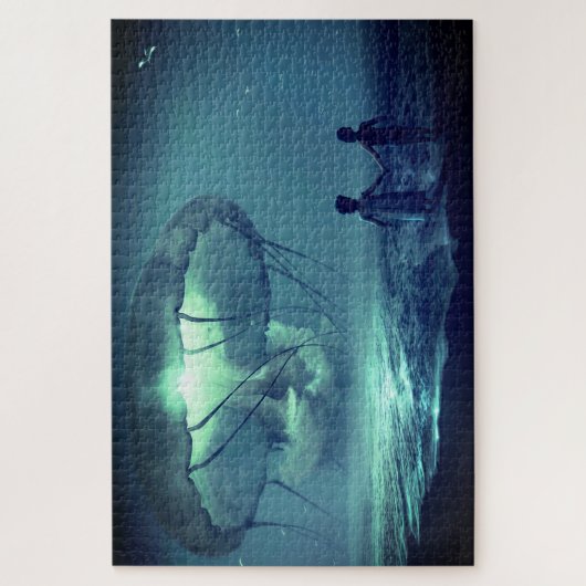 Glanzende kwal over de oceaan legpuzzel (Verticaal)