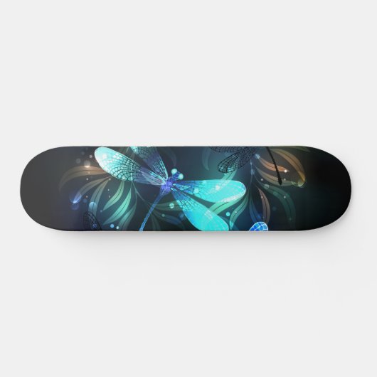 Glanzende Libellenmeer Persoonlijk Skateboard (Horizontaal)