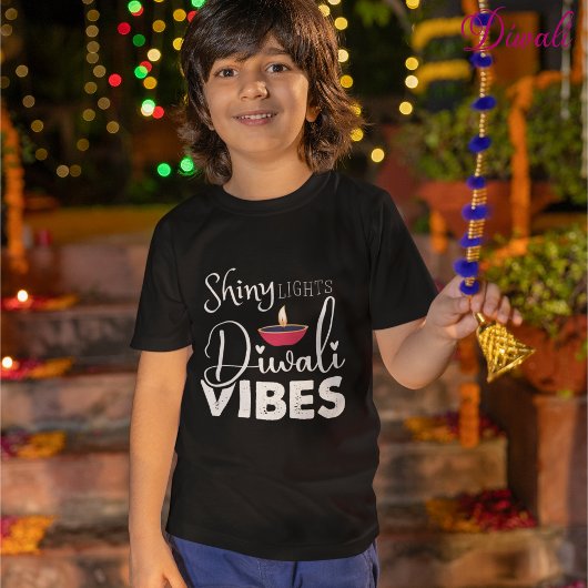 Glanzende lichten Diwali vibes T-shirt