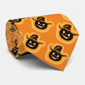 Glanzende pompoen heks op Sinaasappel Stropdas (Opgerold)