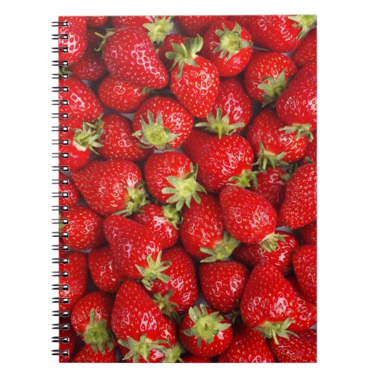 Glanzende Rode Aardbeien Notitieboek (Voorkant)
