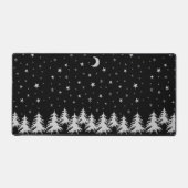 Glanzende zilveren kerstboom en sterren op zwart bureaumat (Voorkant)