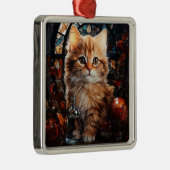 GLAS IN LOOD KERSTMIS SINAASAPPEL TABBY KITTEN METALEN ORNAMENT (Rechts)