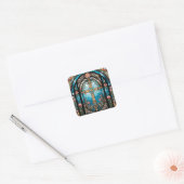 Glas in lood op het kruis met bloemen vierkante sticker (Envelop)