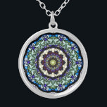 Glas in lood venster caleidoscoop5 Ketting<br><div class="desc">Prachtig caleidoscoop ontwerp gemaakt van een foto van een prachtig glas in lood raam in Onze Lieve Vrouw van de Overwinningsbasiliek in Lackawanted,  New York. ( Voor meer informatie over deze geweldige basiliek kunt u terecht op: www.OurLadyofVictory.org )</div>