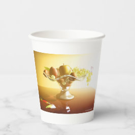 Glasmand met vruchten en vlinder papieren bekers