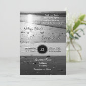 Glassy Sand Grayscale Wedding Kaart (Staand voorkant)