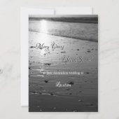 Glassy Sand Grayscale Wedding Kaart (Achterkant)