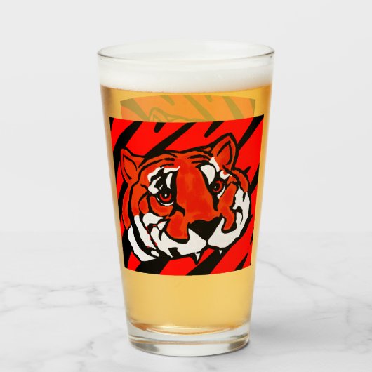 Glazen beker (Achterkant gevuld)