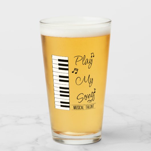 Glazen beker (Voorkant gevuld)