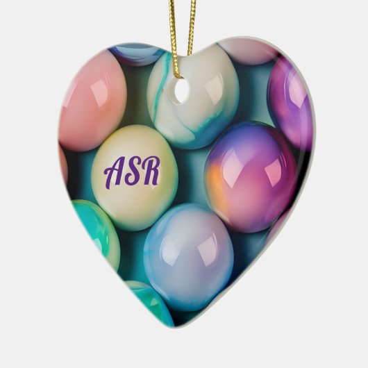 Glazen bolletjes in pasteelkleuren, jouw tekst keramisch ornament (Links)