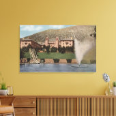 Glenwood Springs, CO - Uitzicht van Hotel CO & Poo Canvas Afdruk (Insitu (Woonkamer))