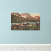 Gletsjer, MT - Uitzicht van Chalets en St. Marys Canvas Afdruk (Insitu (Houten vloer))