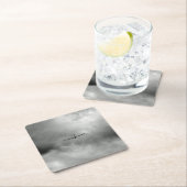 Glider vliegt in de grijze hemel kartonnen onderzetters (Insitu)