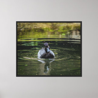 Glijdend door het groen Uitgebreide Canvasprint Canvas Afdruk