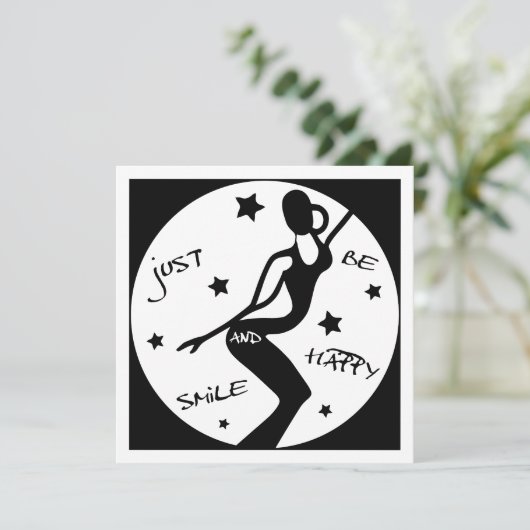 Glimlach en wees blij, grappige stok vrouw feestdagenkaart (Staand voorkant)