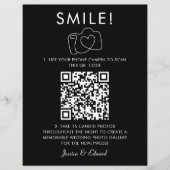 Glimlach Gedenkwaardige Foto's QR Code Zwart Chic  (Voorkant)