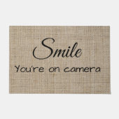 Glimlach Je bent op Camera Deur Burlap Look Mat (Voorkant)