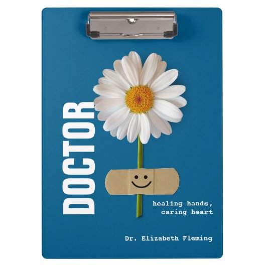 Glimlachend Daisy Custom Name Klembord voor Doctor (Voorkant)