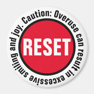 Glimlachend Druk op de Reset Button Magneet