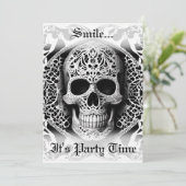 Glimlachende Gotische Schedel Zwart & Wit Hallowee Kaart (Staand voorkant)