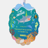 Glimlachende haai onder de zee jongen verjaardagsf ornament kaart (Links)