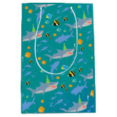 Glimlachende haai onder het zee boy Verjaardagsfee Medium Cadeauzakje (Voorkant)