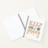 Glimlachende Inspirerend quote Notitieboek (Binnen)