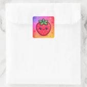 Glimlachende Kawaii-aardbei op pastelgradiënt rug Vierkante Sticker (Tas)