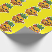 Glimlachende Kawaii Ananas – Tropisch Cadeaupapier (Hoek)