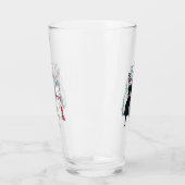 Glimlachende moederkat zittend met drie Kittens st Glas (Links)