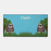 Glimlachende Schattigee luiaard monogram Bureaumat (Voorkant)