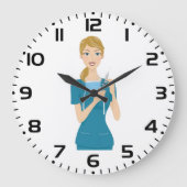 Glimlachende verpleegster met spuit grote klok (Voorkant)