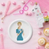 Glimlachende verpleegster met spuit papieren bordje (Feest)