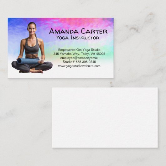 Glimlachende Vrouw Zittend Met Yoga Mat Visitekaartje (Voorkant / Achterkant)