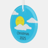 Glimlachende zon met popcornwolken: turquoise glas ornament (Voorkant links)