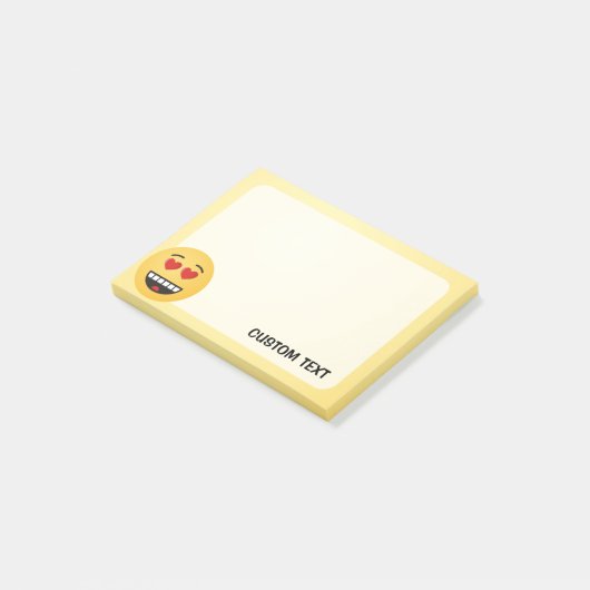 Glimlend gezicht met hartvormige ogen post-it® notes (Schuin)