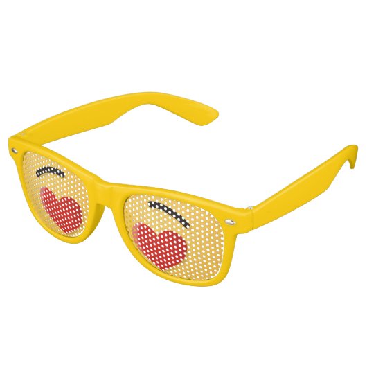 Glimlend gezicht met hartvormige ogen retro zonnebril (Gekanteld)