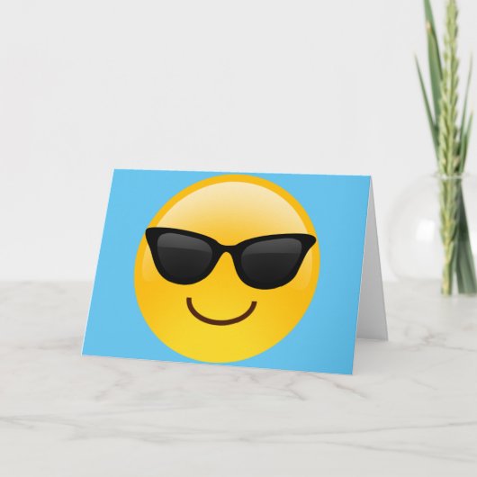 Glimlend gezicht met zonnebrillen Cool Emoji Kaart (Voorkant)