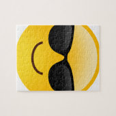 Glimlend gezicht met zonnebrillen Cool Emoji Legpuzzel (Horizontaal)