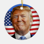 Glimlende Trump Keramisch Ornament (Voorkant)