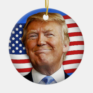 Glimlende Trump Keramisch Ornament