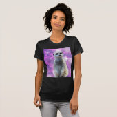 Glinsterende charme: Meerkat op roze Bokeh achterg T-shirt (Voorkant volledig)