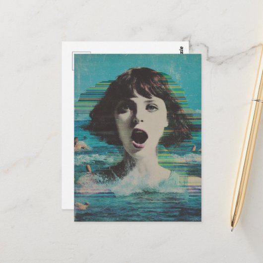 Glitch Lady op het strand Briefkaart (Voorkant / Achterkant in situ)