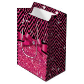 Glitter Chevron Bling Diamond Bow | fuchsia Medium Cadeauzakje (Voorkant Gekanteld)