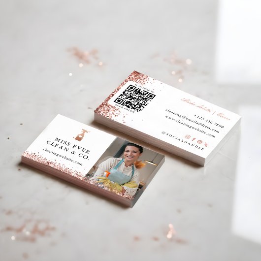 Glitter Cleaning & Maid Services Foto en QR-code Visitekaartje