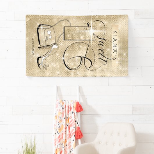 Glitter en Shine Sweet 16 Gold Vert ID675 Spandoek (Insitu)