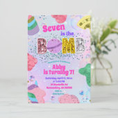 Glitter Lovertjes Regenboog Pastel Badbom Uitnodig Kaart (Staand voorkant)