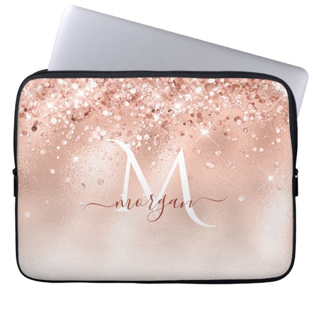 Glitter Peach Roos Gold Monogram Laptop Sleeve (Voorkant)